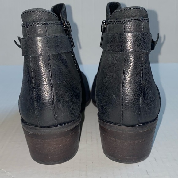 Steve Madden Kyle Nubuck Stacked Heel Black Ankle Boots NWOT - Picture 7 of 11